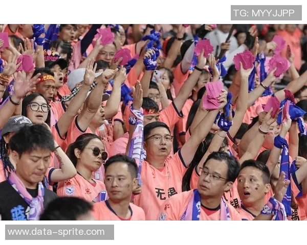 欧冠门票系统故障数万球迷排队长达12小时争抢梦幻门票